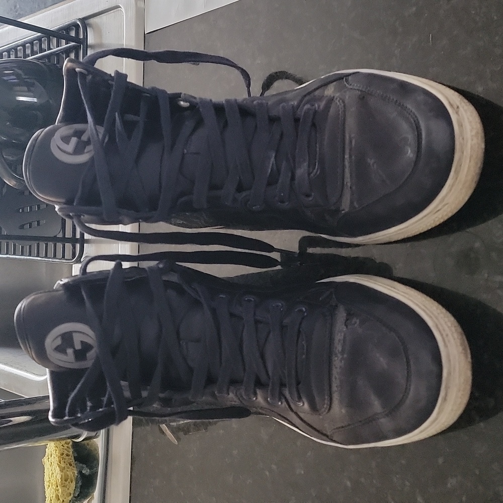 Gucci shoes